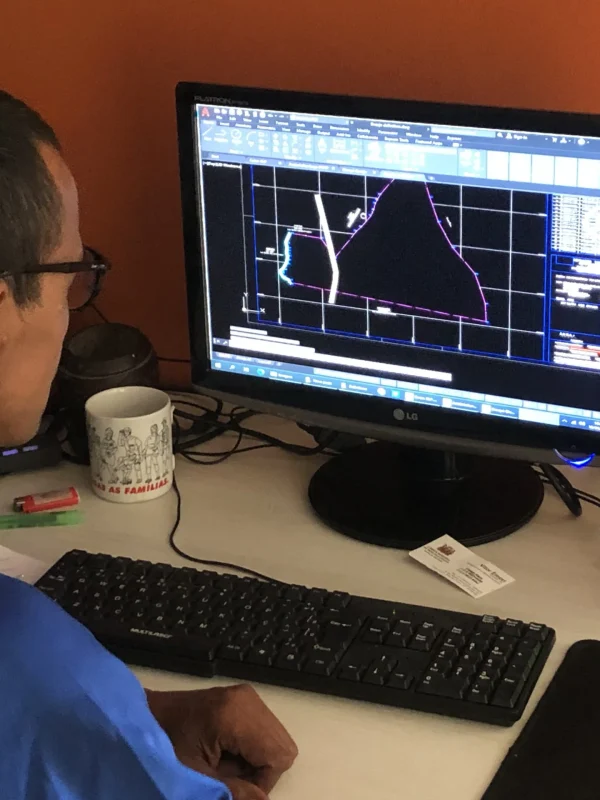 Almeida-Topografia-3-2-Topografia-Mogi-das-Cruzes_-Topografia-Grande-São-Paulo_-Topografia-São-Paulo